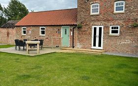 The Dairy, Field House Farm, Countryside Cottage Near York